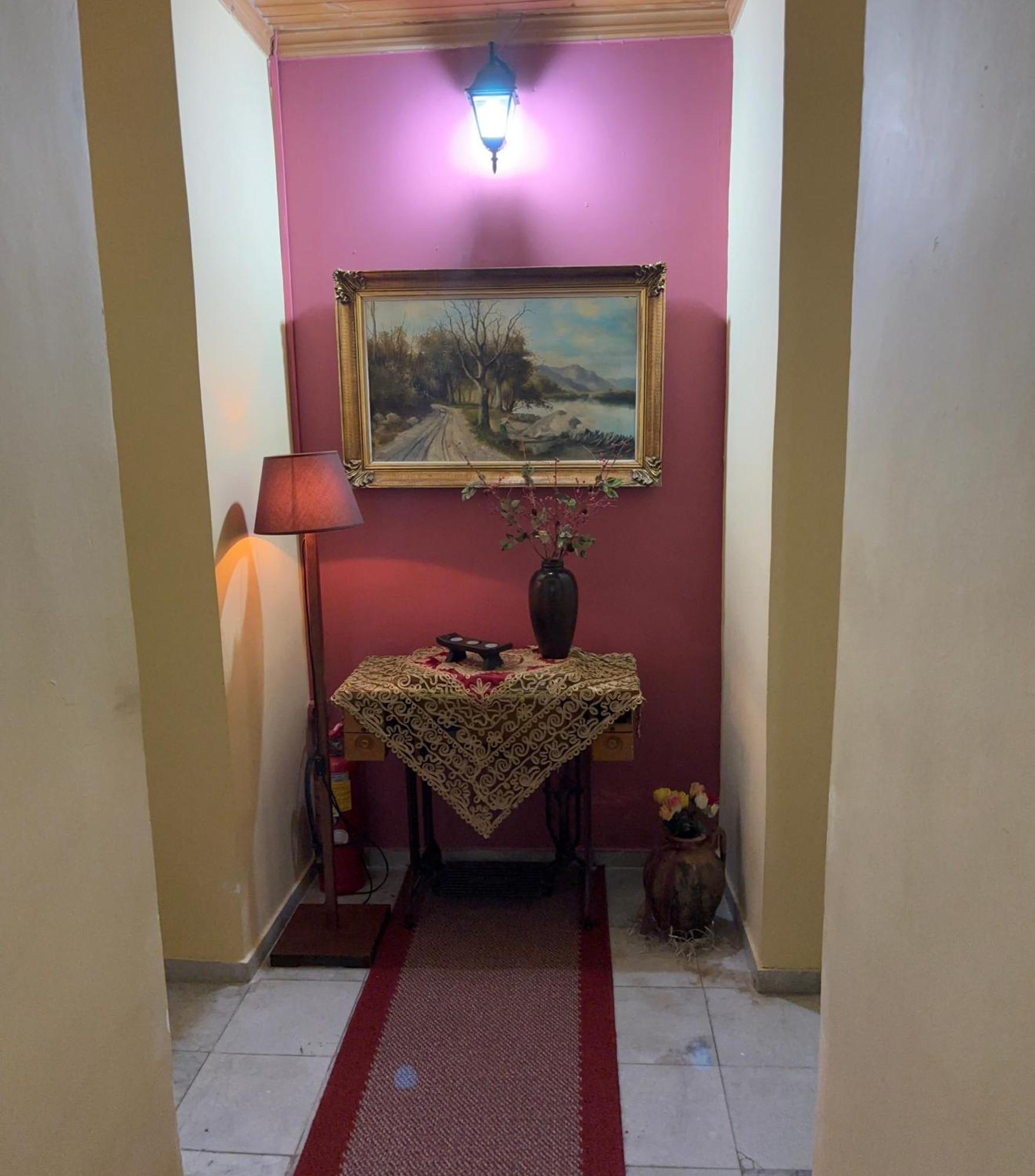 Guesthouse Sinoi Вітіна Екстер'єр фото