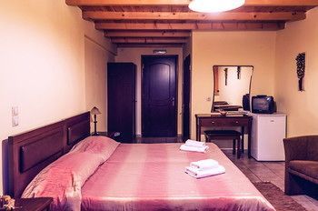 Guesthouse Sinoi Вітіна Екстер'єр фото