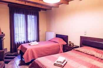 Guesthouse Sinoi Вітіна Екстер'єр фото